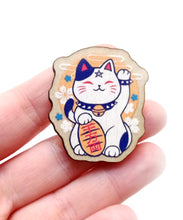 Load image into Gallery viewer, WOOD PRINT PIN