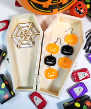 Load image into Gallery viewer, HALLOWEN PUMPKIN LONG EARRING
